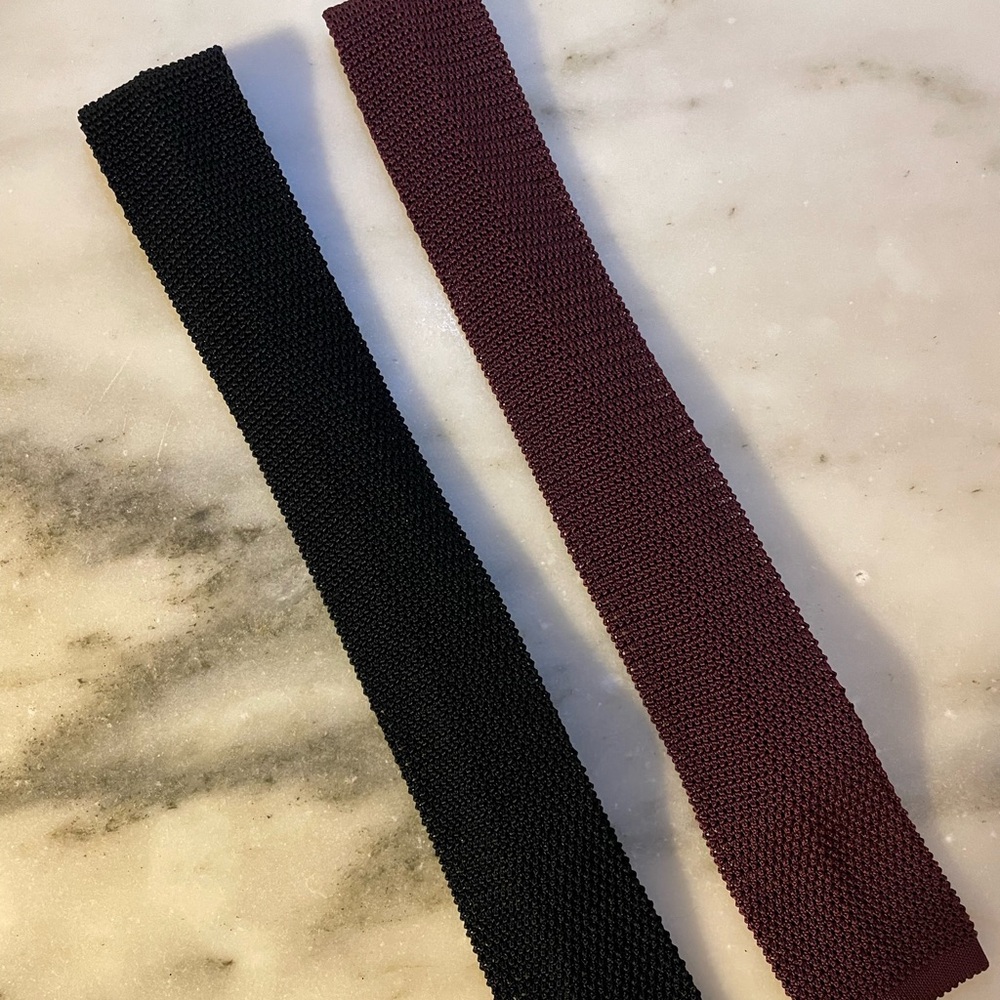 Daniel Cremieux Black and Burgundy Knit Tie Lot (2) Made in Italy 100% Silk
